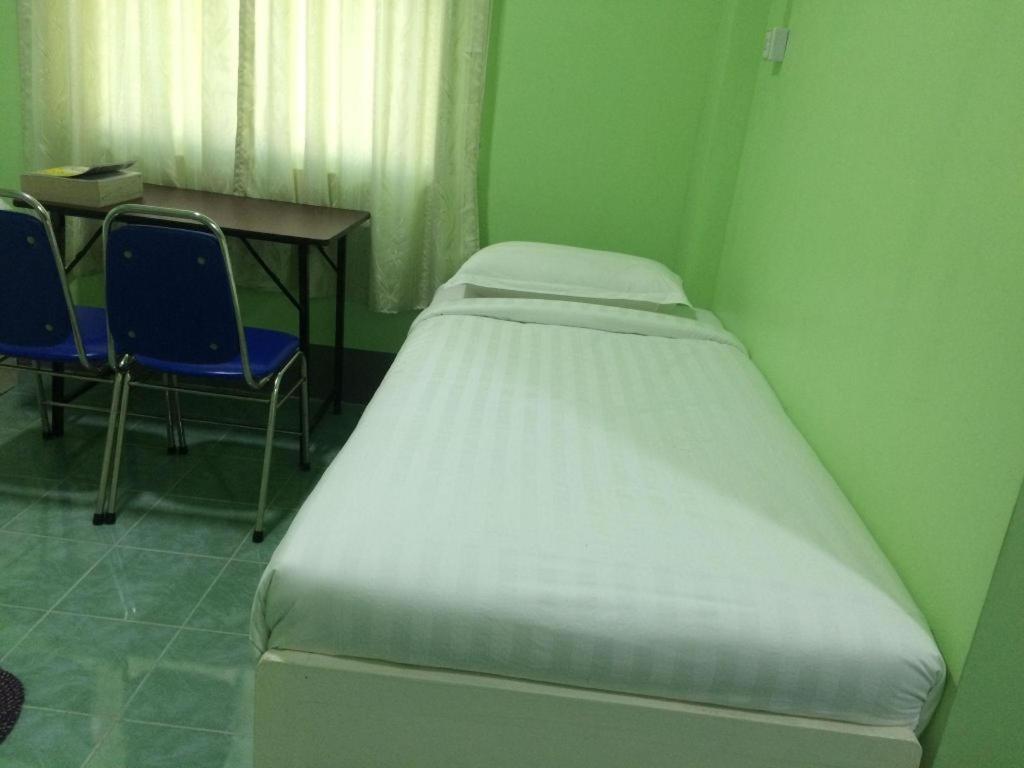 Nay Chi Lin Hotel Pathein Kültér fotó