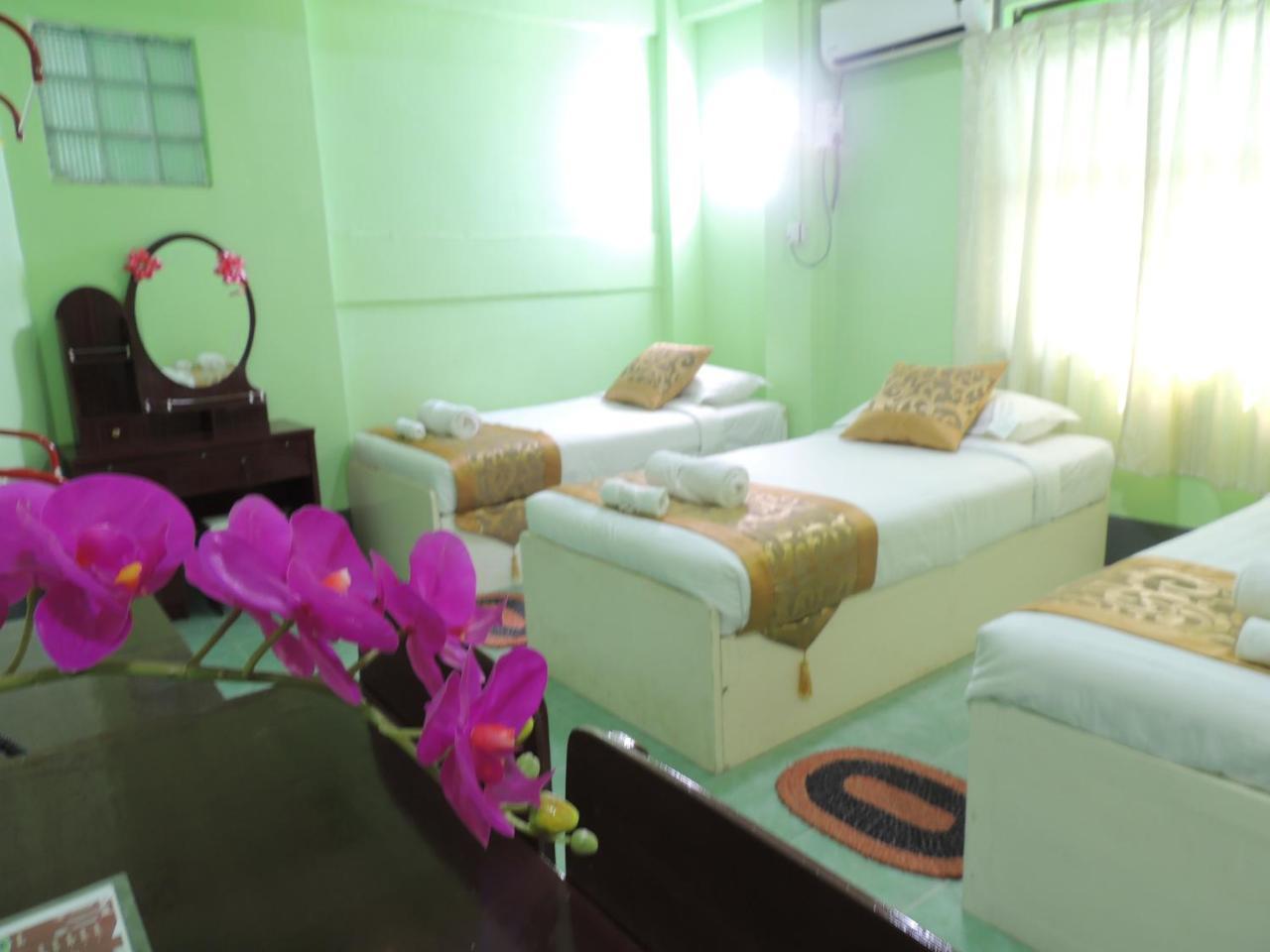 Nay Chi Lin Hotel Pathein Kültér fotó